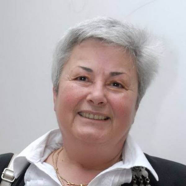 Հրանուշ Խառատյան